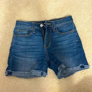 Old navy size 10 in girls mid length shorts
